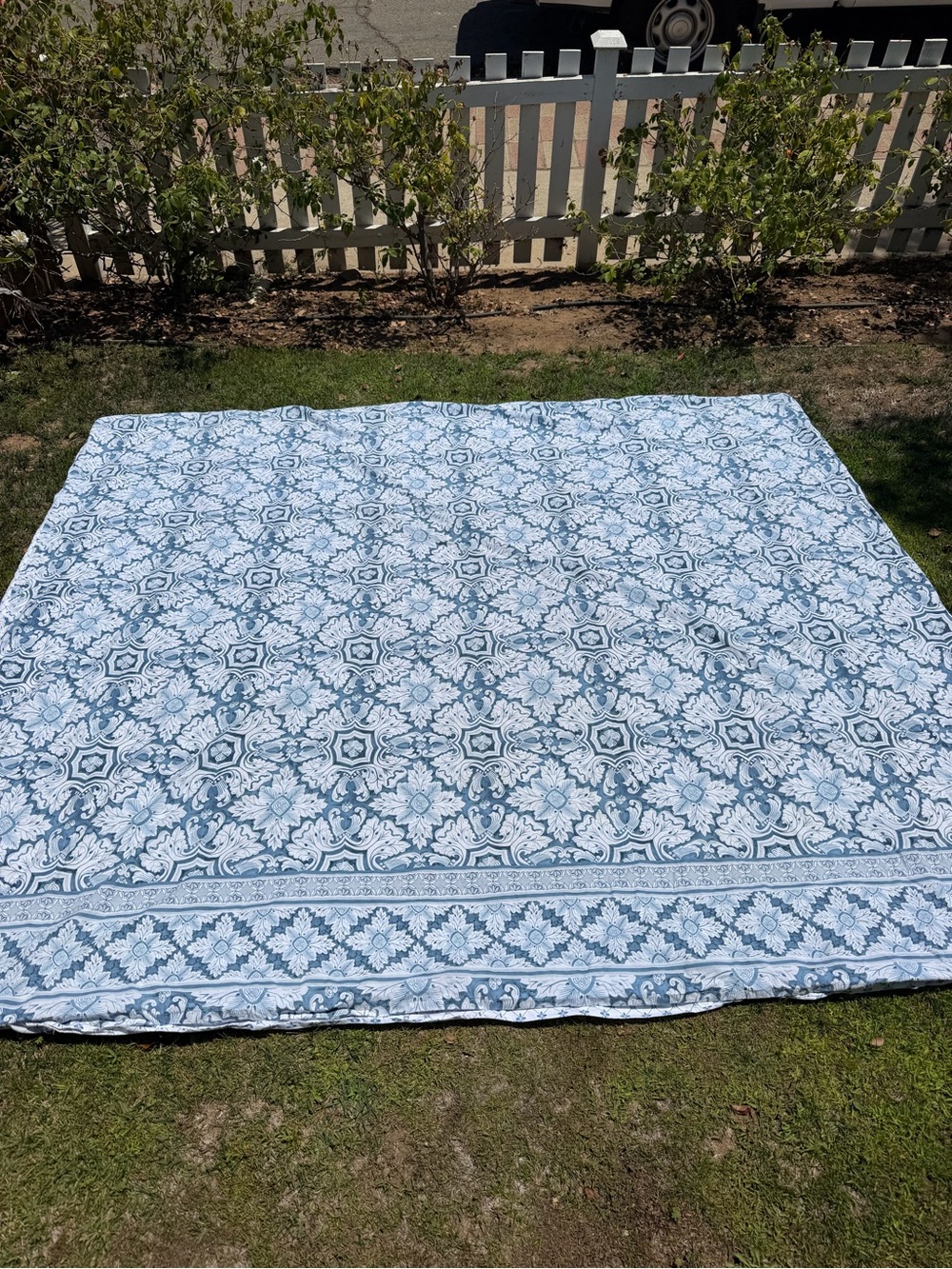 Pottery Barn Marcel Medallion Reversible King Duvet Cover Organic Cotton GUC
